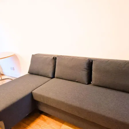 River Liffey In Temple Bar 都柏林