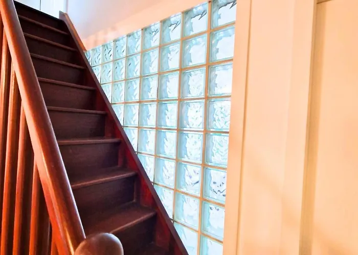 River Liffey In Temple Bar